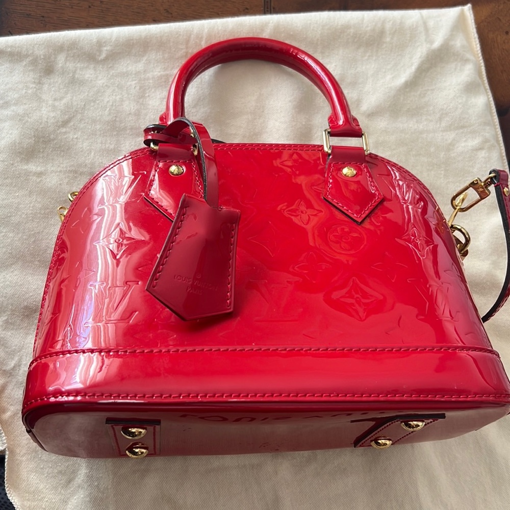Louis Vuitton Alma BB MV Cerise
